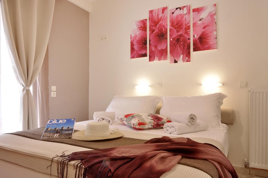 Rolandos Apartments Agios Gordios  Extérieur photo